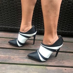 GX Kameko Heeled Bootie by Gwen Stefani | Size 9